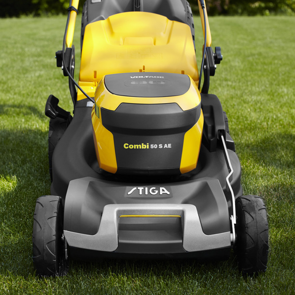 Аккумуляторная газонокосилка Stiga Combi 50 S AE самоходная | 294506008/ST1