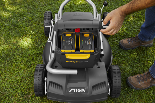 Аккумуляторная газонокосилка Stiga Multiclip Pro 950 SX AE самоходная | 291503098/ST1