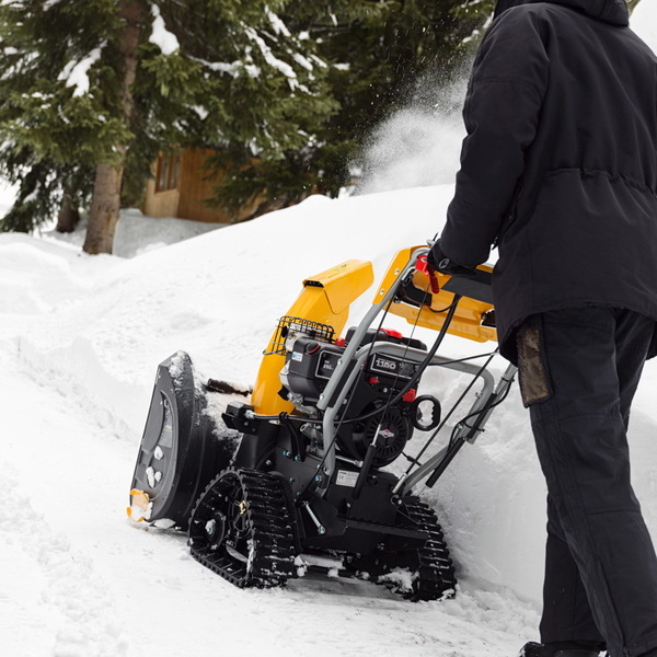Бензиновый снегоотбрасыватель Stiga ST 5266 PB TRAC | 18-2872-12