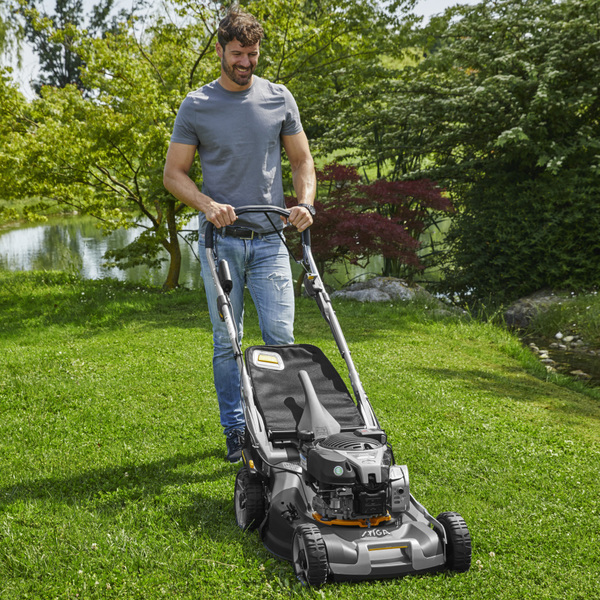 Бензиновая газонокосилка Stiga Twinclip 55 SVEQ B самоходная | 294563528/ST1